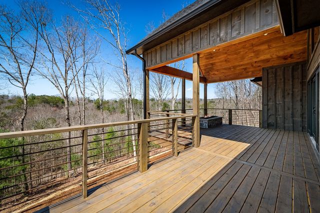 698 Oak Ridge Way, Ellijay, GA 30536