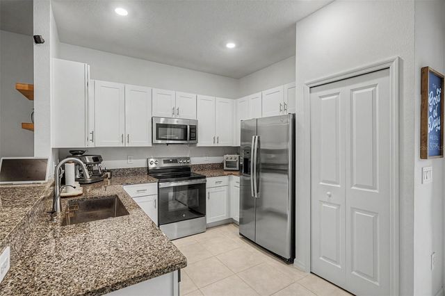 10261 HONEY HAMMOCK WAY, San Antonio, FL 33576