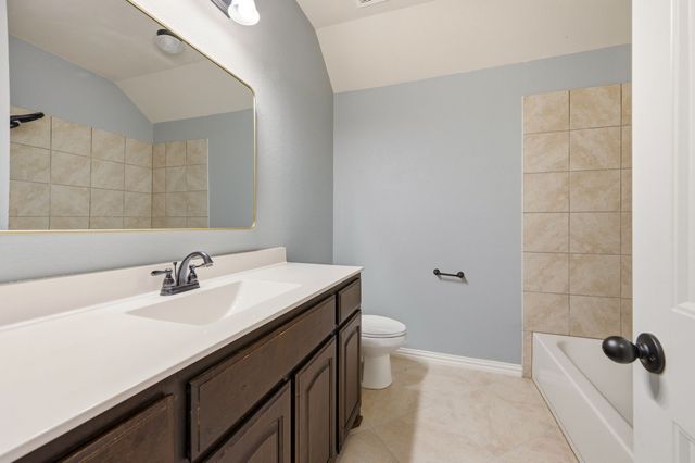 140 Heather Lane, Decatur, TX 76234