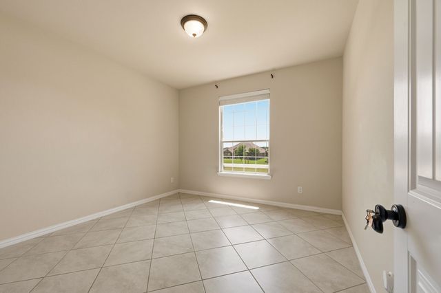 140 Heather Lane, Decatur, TX 76234
