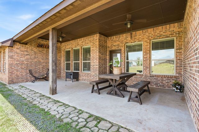 140 Heather Lane, Decatur, TX 76234