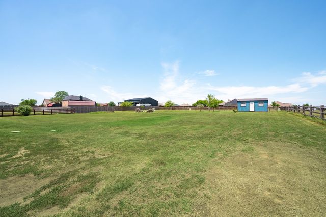 140 Heather Lane, Decatur, TX 76234
