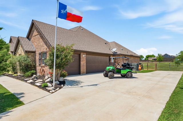 140 Heather Lane, Decatur, TX 76234