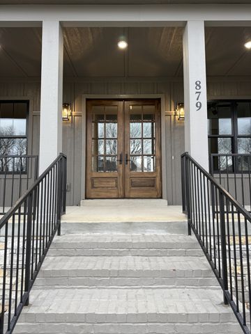 879 Shady Bluff Trl, Clarksville, TN 37043