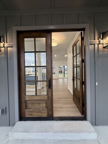 879 Shady Bluff Trl, Clarksville, TN 37043