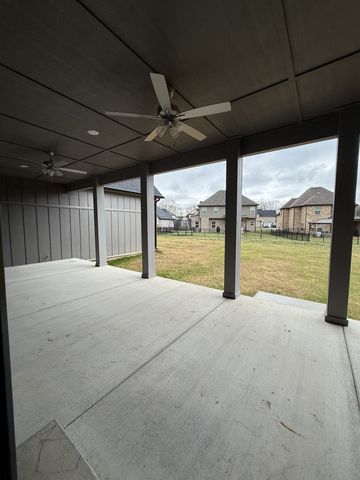 879 Shady Bluff Trl, Clarksville, TN 37043