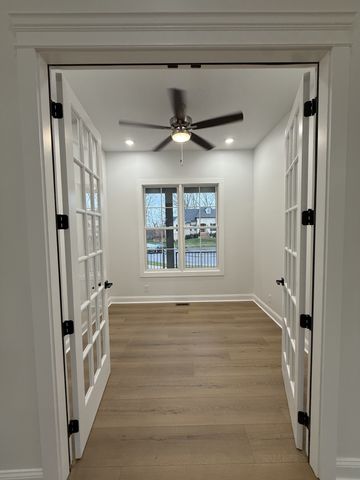 879 Shady Bluff Trl, Clarksville, TN 37043