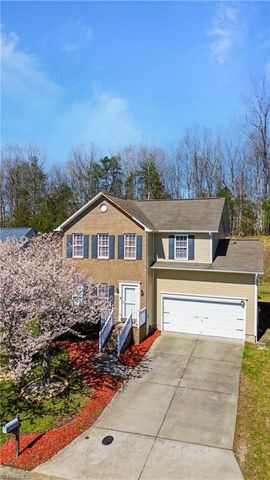 3047 Canterbury Park Drive, Winston-salem, NC 27127