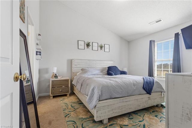 3047 Canterbury Park Drive, Winston-salem, NC 27127