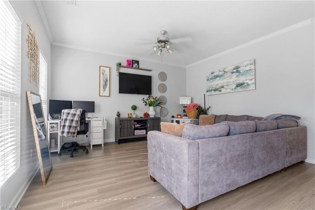 3047 Canterbury Park Drive, Winston-salem, NC 27127