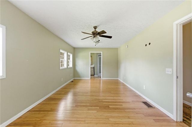 6668 Belton Bridge Road, Lula, GA 30554