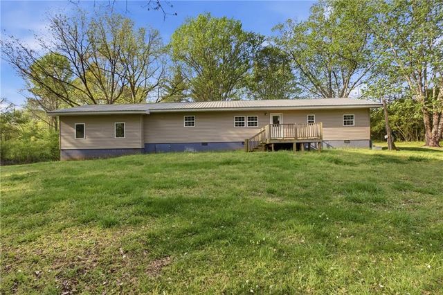 6668 Belton Bridge Road, Lula, GA 30554