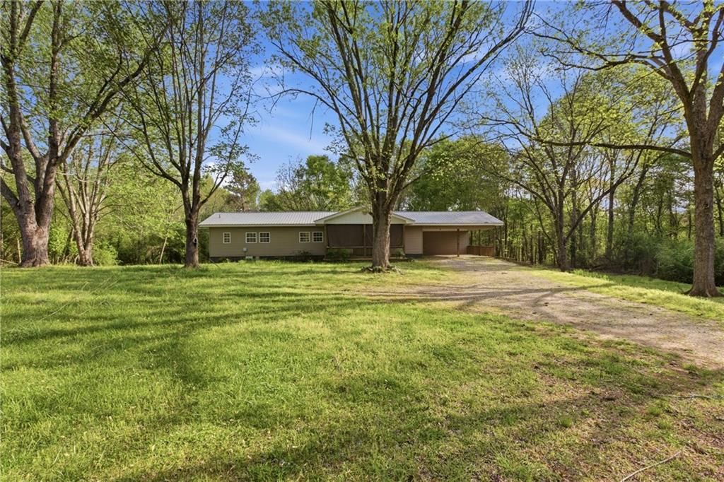 6668 Belton Bridge Road, Lula, GA 30554