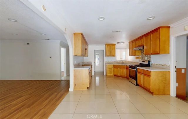 14701 Moran St, Westminster, CA 92683