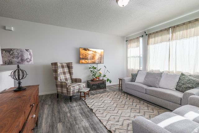 3842 S 5675 W, Hooper, UT 84315