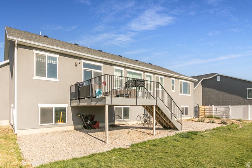 Image 31 of property listing at 3842 S 5675 W, Hooper, UT 84315