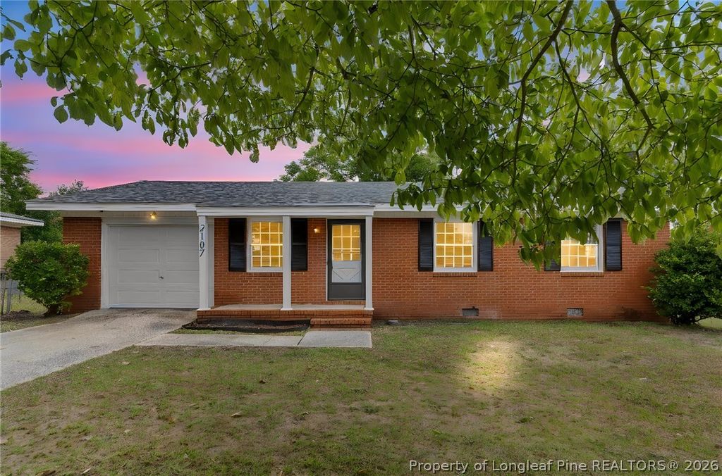 2107 Quailridge Drive, Fayetteville, NC 28304 — exterior