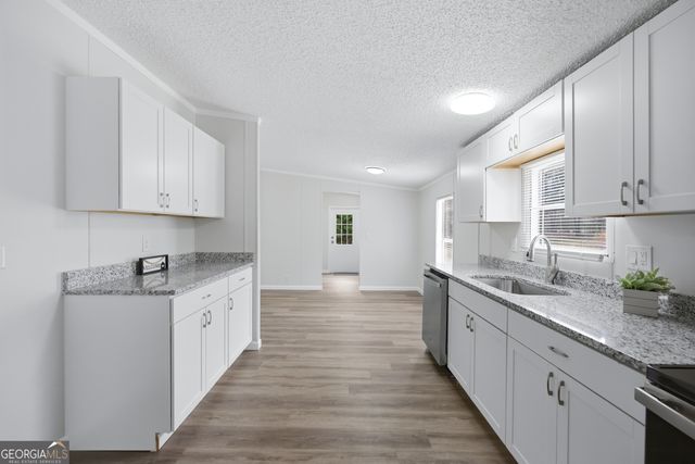 221 Friar Tuck Trail N, Murrayville, GA 30564