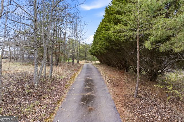 221 Friar Tuck Trail N, Murrayville, GA 30564