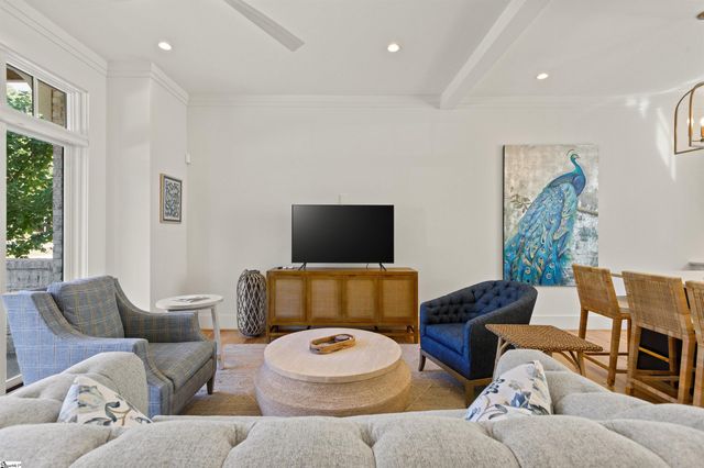 28 Claussen Avenue, Greenville, SC 29601