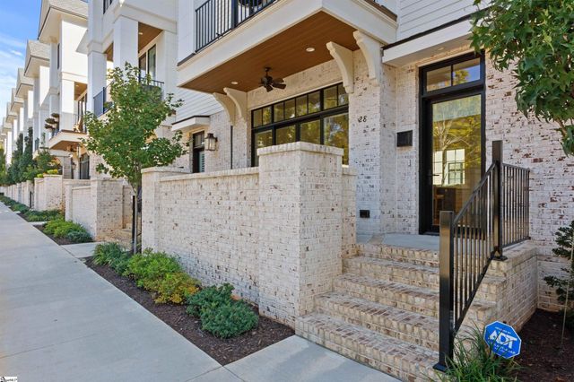 28 Claussen Avenue, Greenville, SC 29601