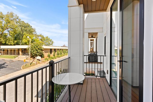 28 Claussen Avenue, Greenville, SC 29601