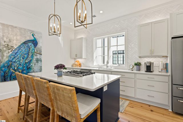 28 Claussen Avenue, Greenville, SC 29601