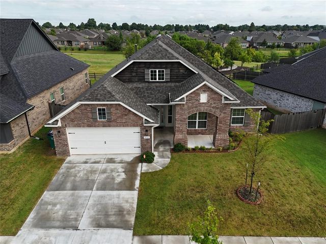 10501 NW 33rd Street, Yukon, OK 73099