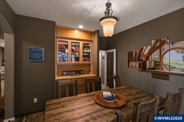 10102 Liberty Rd S, Salem, OR 97306