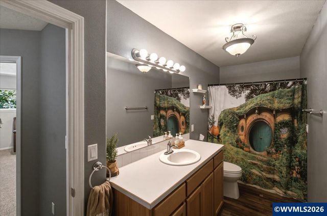 10102 Liberty Rd S, Salem, OR 97306