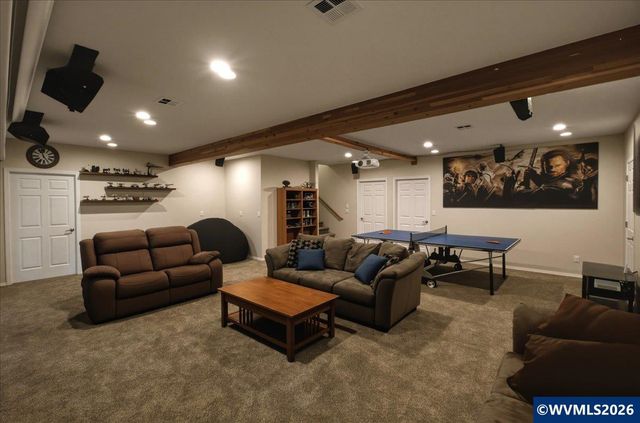 10102 Liberty Rd S, Salem, OR 97306