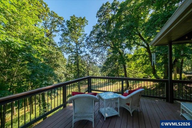 10102 Liberty Rd S, Salem, OR 97306
