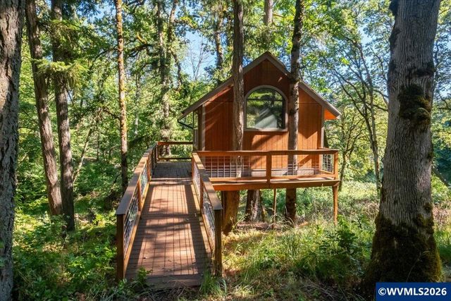 10102 Liberty Rd S, Salem, OR 97306