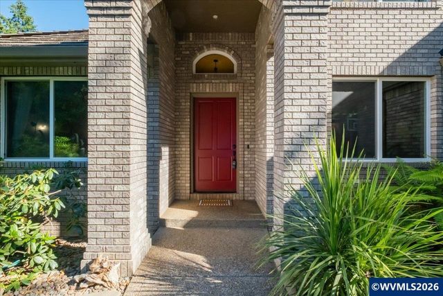 10102 Liberty Rd S, Salem, OR 97306