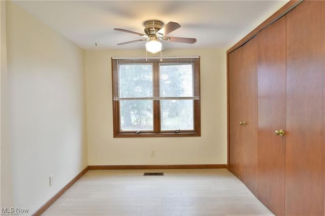 351 Laird Avenue NE, Warren, OH 44483