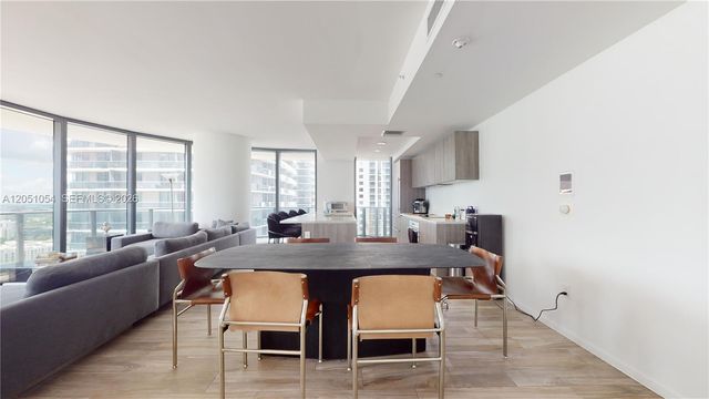 801 S Miami Ave 2601, Miami, FL 33130