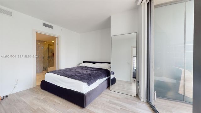 801 S Miami Ave 2601, Miami, FL 33130