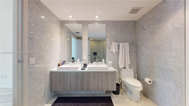 801 S Miami Ave 2601, Miami, FL 33130