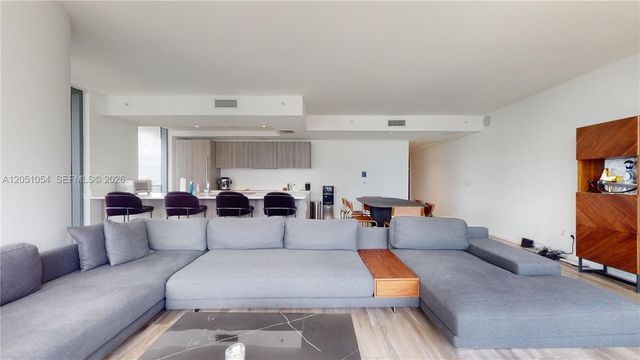 801 S Miami Ave 2601, Miami, FL 33130