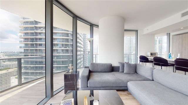 801 S Miami Ave 2601, Miami, FL 33130