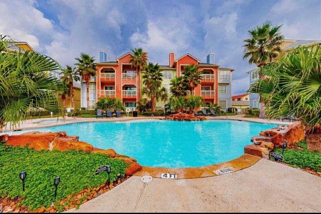 7000 Seawall Blvd 215, Galveston, TX 77551