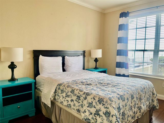 7000 Seawall Blvd 215, Galveston, TX 77551