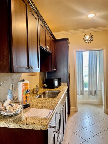 7000 Seawall Blvd 215, Galveston, TX 77551