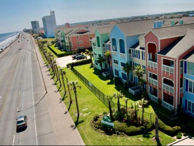 7000 Seawall Blvd 215, Galveston, TX 77551