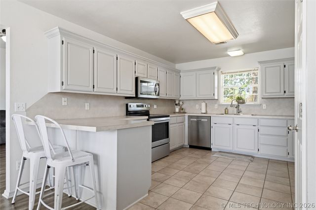 14720 S Moccasin Place, Sapulpa, OK 74066