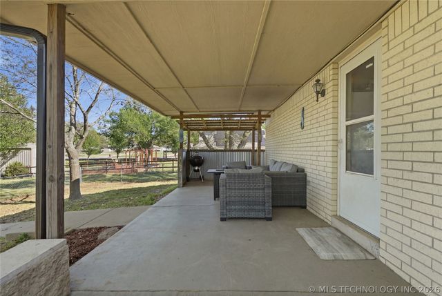 14720 S Moccasin Place, Sapulpa, OK 74066
