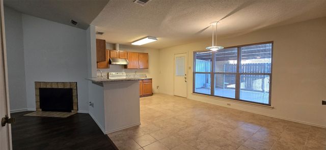 2224 Limestone Lane, Garland, TX 75040