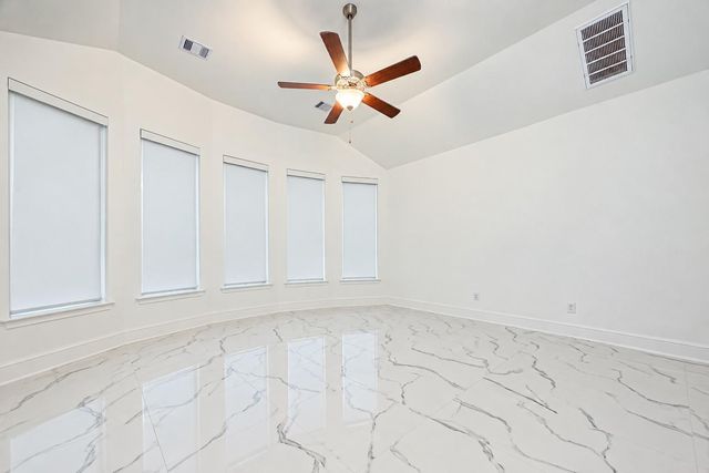 12215 Mackinchan Street, Richmond, TX 77407