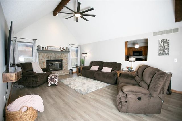 1418 NE 83rd Street, Kansas City, MO 64118