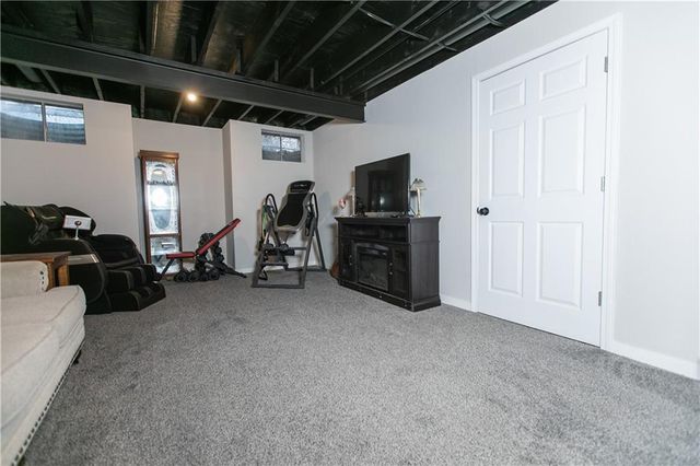 1418 NE 83rd Street, Kansas City, MO 64118